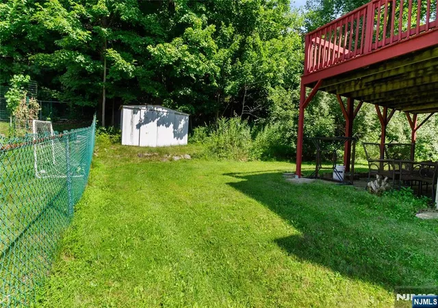 Photo 3 of Sale Pending at 17 Stafford Dr, Wanaque, NJ 07465 | MLS# 26029104 | Listing updated on 2026-08-31