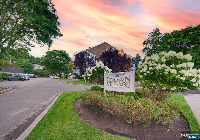 2nd image of 400 Crown Ct #581, Edgewater, NJ 07020 | MLS# 26029108
