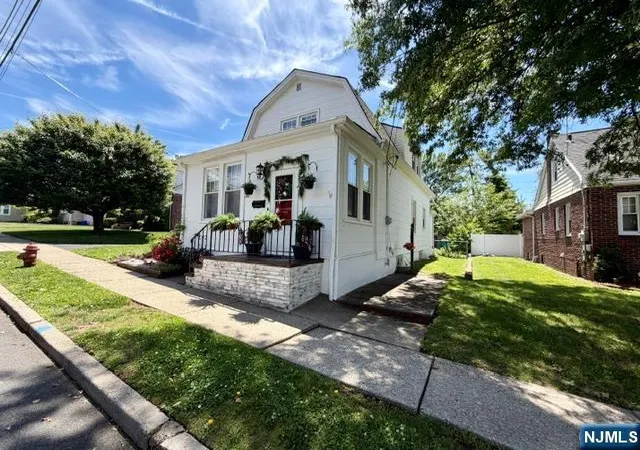 Photo 3 of Sale Pending at 31 Hope St, Nutley, NJ 07110 | MLS# 26029142 | Listing updated on 2026-08-31