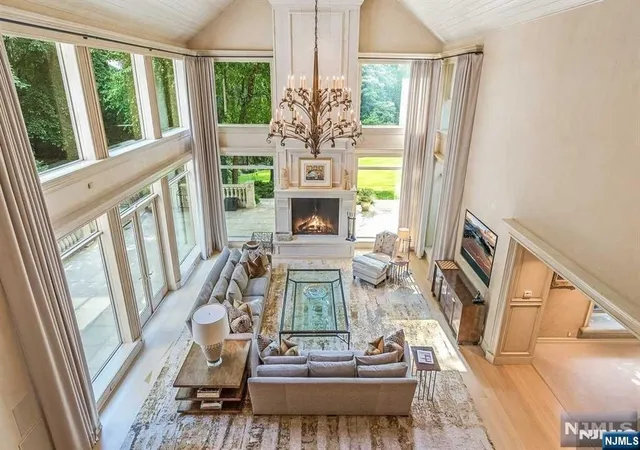 Photo 3 of Single family home for sale at 125 Chestnut Ridge Rd, Saddle River, NJ 07458 | MLS# 26029144 | Listing updated on 2026-08-04