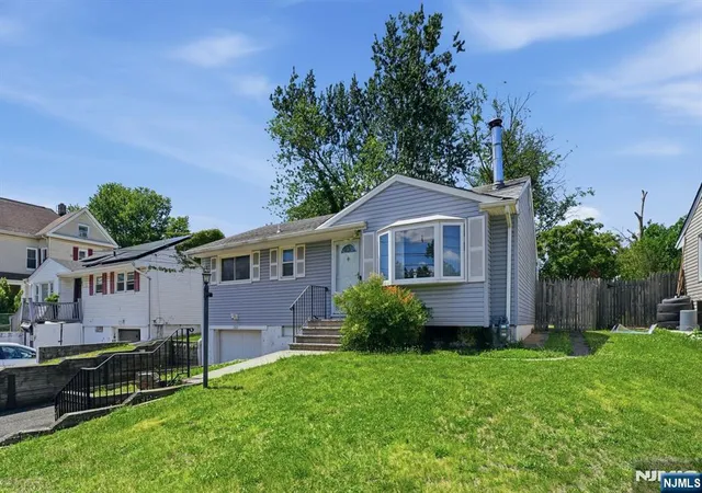 3rd image of 1265-1267 North Ave, Plainfield, NJ 07062 | MLS# 26029145