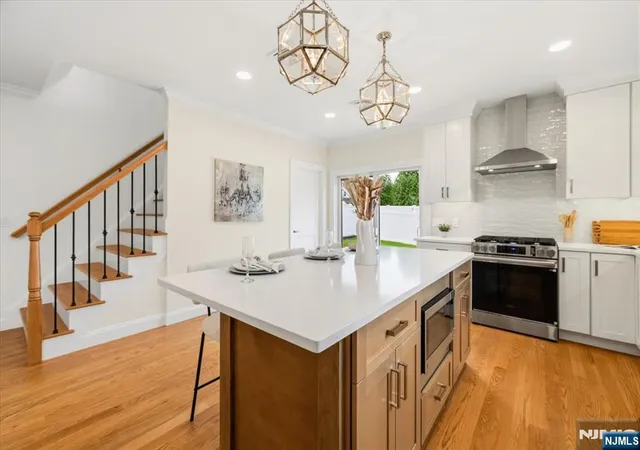 Photo 4 of Sale Pending at 3 Grove St, Waldwick, NJ 07463 | MLS# 26029153 | Listing updated on 2026-08-21