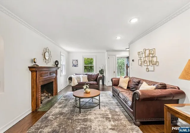 Photo 4 of Single family home for sale at 778 Oak Ave, River Edge, NJ 07661 | MLS# 26029171 | Listing updated on 2026-09-17