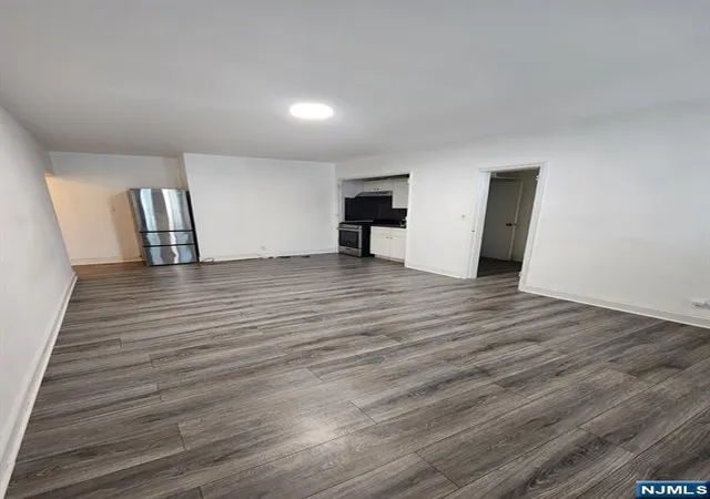 Listing Photo 5 - Condo for sale in building located at 2615 John F Kennedy Blvd, Jersey City, NJ 07306 - Unit #209