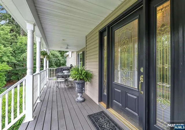 Photo 4 of Sale Pending at 588 Stonetown Rd, Ringwood, NJ 07456 | MLS# 26029178 | Listing updated on 2026-08-20