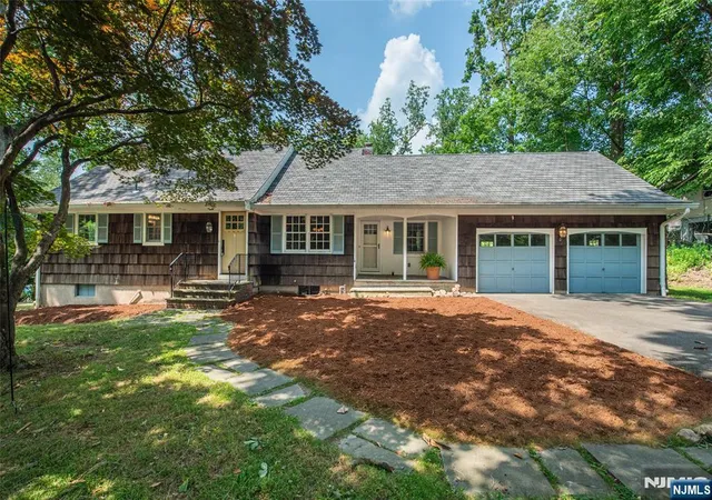 1st image of 8 Haring Dr, Old Tappan, NJ 07675 | MLS# 26029197