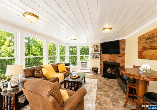 2nd image of 23 Algonquin Ave, Rockaway Township, NJ 07866 | MLS# 26029199