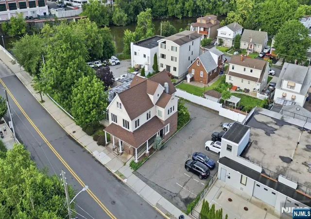 Photo 3 of Multi family home for sale at 15 Wallington Ave, Wallington, NJ 07057 | MLS# 26029212 | Listing updated on 2026-08-28