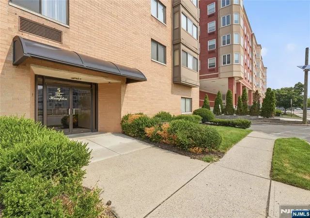 Photo 1 of Sale Pending at 5 Linden St #6i, Hackensack, NJ 07601 | MLS# 26029213 | Listing updated on 2026-09-08