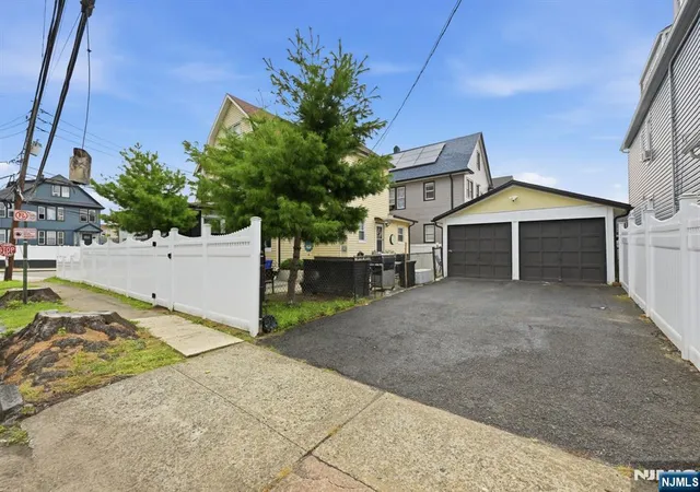 Photo 3 of Sale Pending at 570 572 11th Ave, Paterson, NJ 07514 | MLS# 26029222 | Listing updated on 2026-09-14