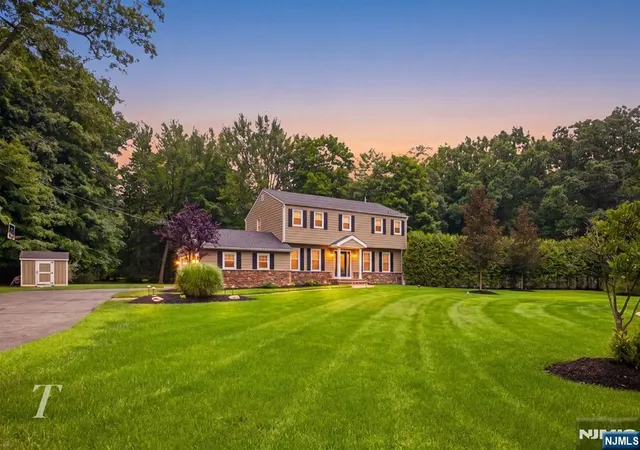 Photo 1 of Sale Pending at 29 Sunrise Ln, Upper Saddle River, NJ 07458 | MLS# 26029228 | Listing updated on 2026-08-19