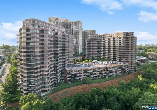 1st image of 100 Carlyle Dr #VG6, Cliffside Park, NJ 07010 | MLS# 26029261