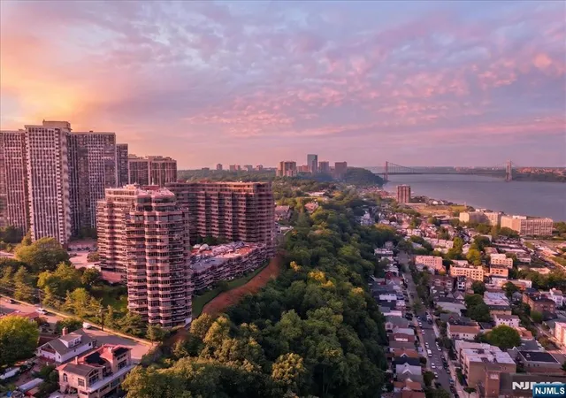 50th image of 100 Carlyle Dr #VG6, Cliffside Park, NJ 07010 | MLS# 26029261