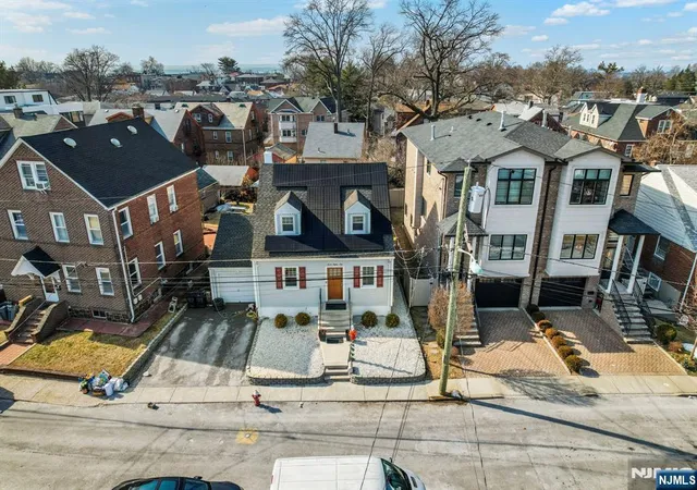 40th image of 789 Harvard Pl, Cliffside Park, NJ 07010 | MLS# 26029270