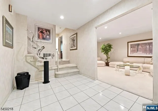 Photo 3 of Single family home for sale at 18 Druid Hl Dr, Par Troy Hills Twp., NJ 07054 | MLS# 26029287 | Listing updated on 2026-09-05
