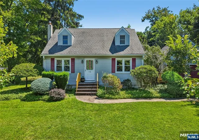 2nd image of 12 Grove St, Ramsey, NJ 07446 | MLS# 26029289