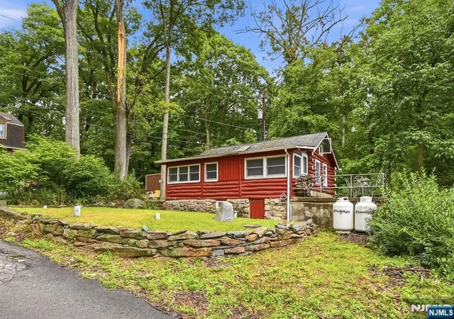Photo 3 of Sale Pending at 26 Clubhouse Ave, West Milford, NJ 07480 | MLS# 26029300 | Listing updated on 2026-09-18