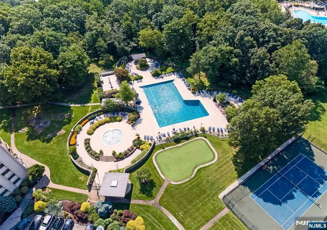 Photo 4 of Condo for sale at 2 Claridge Dr #1NE, Verona, NJ 07044 | MLS# 26029308 | Listing updated on 2026-08-04