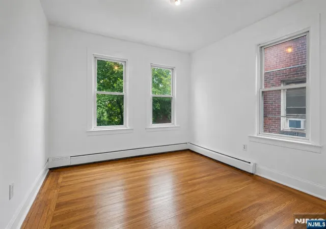 Listing Photo 5 - Condo for sale in building located at 411 S 15th St, Newark, NJ 07103