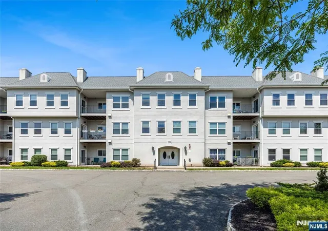 1st image of 1018 Brittany Dr #1018, Wayne, NJ 07470 | MLS# 26029335