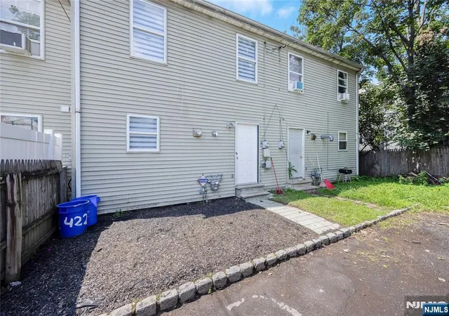 29th image of 422 Halsted St, East Orange, NJ 07018 | MLS# 26029340