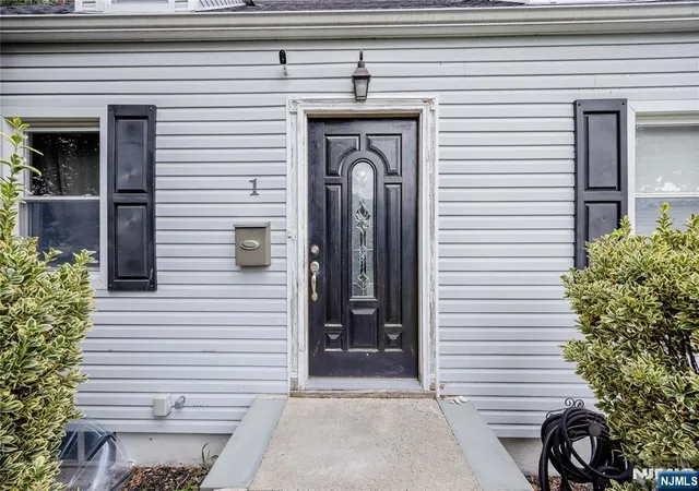 5th image of 1 Garden Ct, Garfield, NJ 07026 | MLS# 26029349