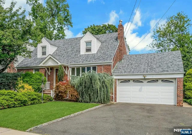 Photo 3 of Sale Pending at 34 Berkeley Ave, Belleville, NJ 07109 | MLS# 26029394 | Listing updated on 2026-09-04