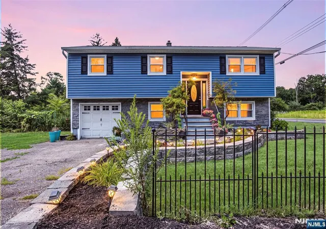 2nd image of 2 Scenic Dr, Green, NJ 07821 | MLS# 26029406