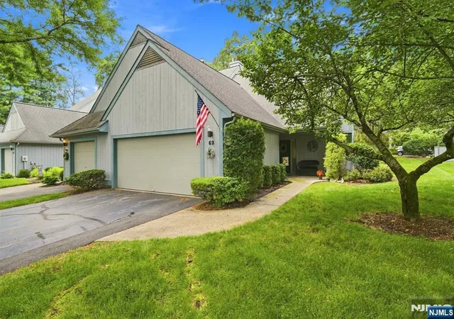 2nd image of 62 Northgate Rd, Twp Of Washington, NJ 07676 | MLS# 26029408