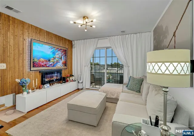 Listing Photo 4 - Condo for sale in building located at 61 Sherman Ave, Newark, NJ 07114