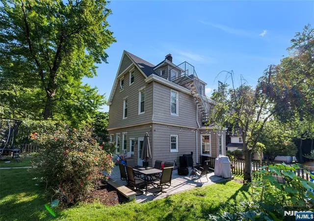 Photo 3 of Sale Pending at 809 Park Ave, River Edge, NJ 07661 | MLS# 26029421 | Listing updated on 2026-09-04