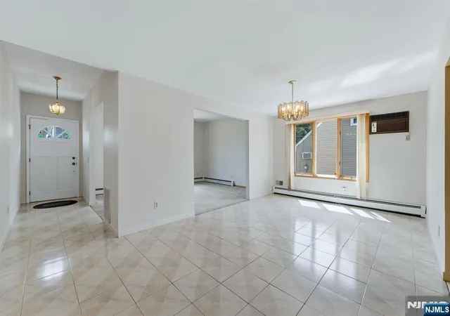 5th image of 305 Falmouth Ave, Elmwood Park, NJ 07407