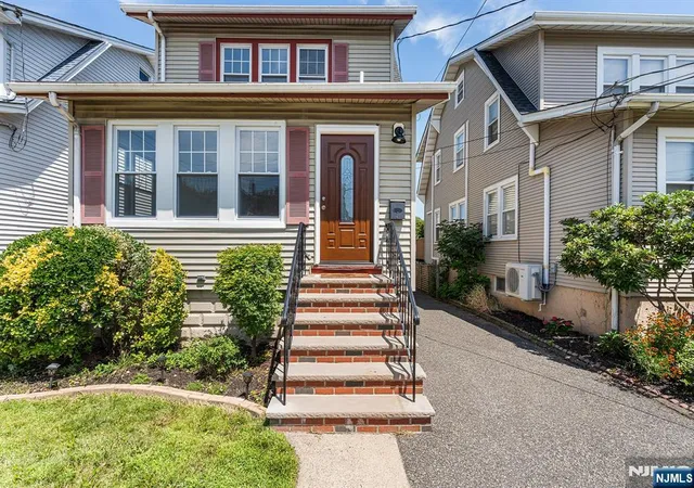 2nd image of 475 Nelson Ave, Cliffside Park, NJ 07010 | MLS# 26029432