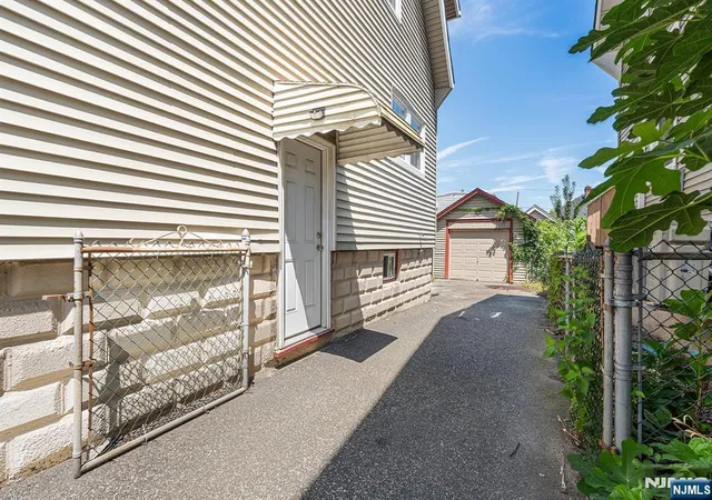 35th image of 475 Nelson Ave, Cliffside Park, NJ 07010 | MLS# 26029432