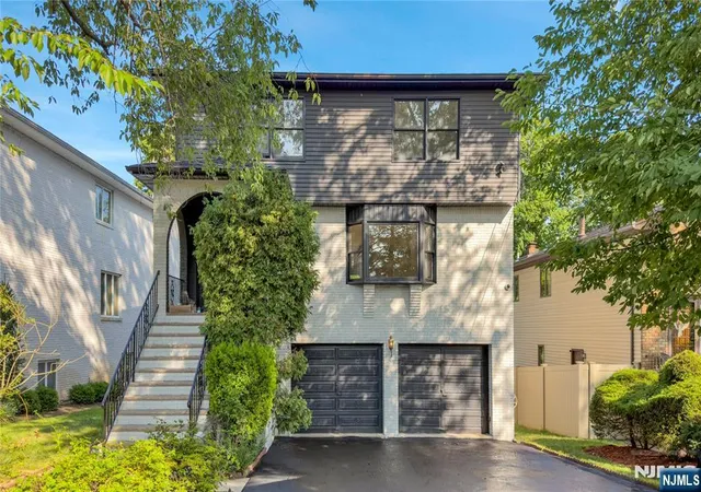 Photo 3 of Single family home for sale at 468 Morse Ave, Ridgefield, NJ 07657 | MLS# 26029435 | Listing updated on 2026-08-23