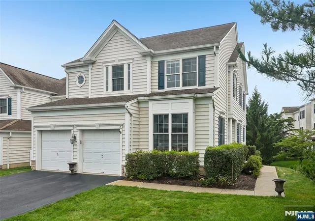 3rd image of 2 Constitution Ln #1501, Totowa, NJ 07512 | MLS# 26029462
