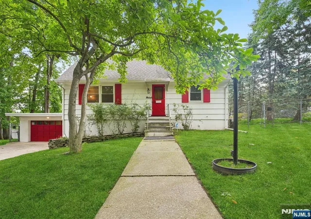 Photo 1 of Sale Pending at 107 Roland St, Park Ridge, NJ 07656 | MLS# 26029503 | Listing updated on 2026-08-19