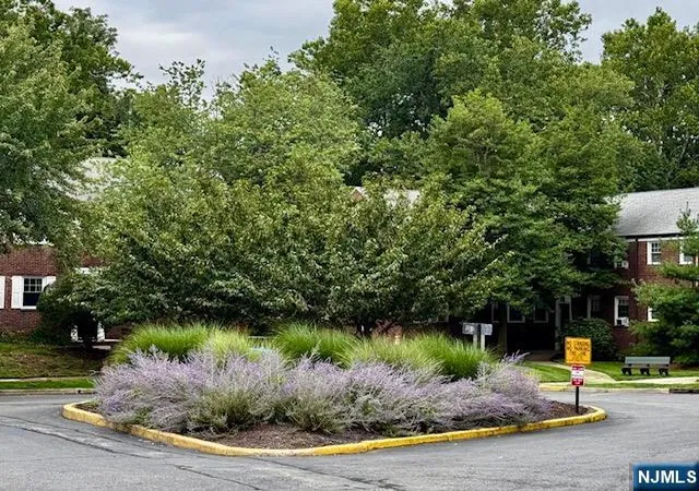 Photo 4 of Condo for sale at 349 Bloomfield Ave #25, Verona, NJ 07044 | MLS# 26029506 | Listing updated on 2026-08-09