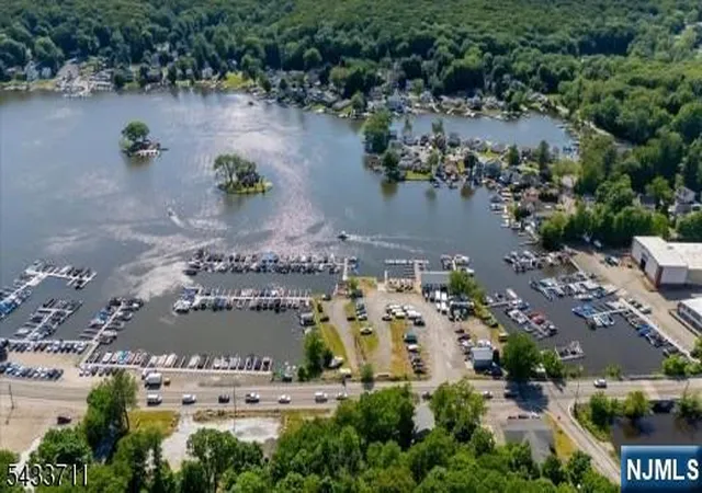 4th image of 148 State Route 181, Jefferson Township, NJ 07849 | MLS# 26029518