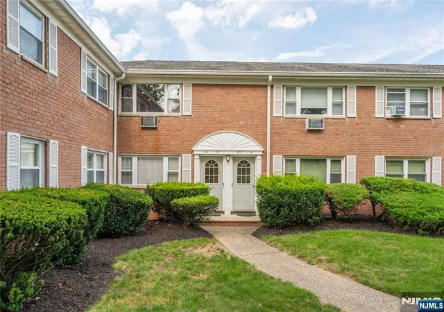 1st image of 24 Manchester Ct #62, Wayne, NJ 07470 | MLS# 26029519
