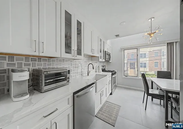 Photo 3 of Sale Pending at 486 West St, Fort Lee, NJ 07024 | MLS# 26029538 | Listing updated on 2026-09-14