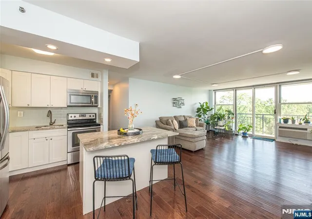 1st image of 300 Main St #707, Little Falls, NJ 07424 | MLS# 26029542