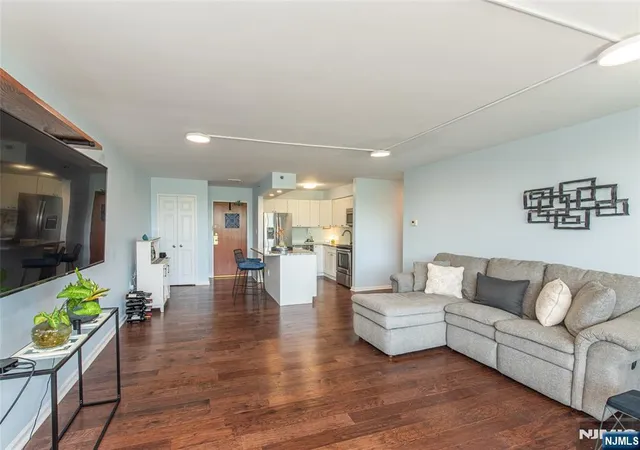 Photo 3 of Sale Pending at 300 Main St #707, Little Falls, NJ 07424 | MLS# 26029542 | Listing updated on 2026-09-30