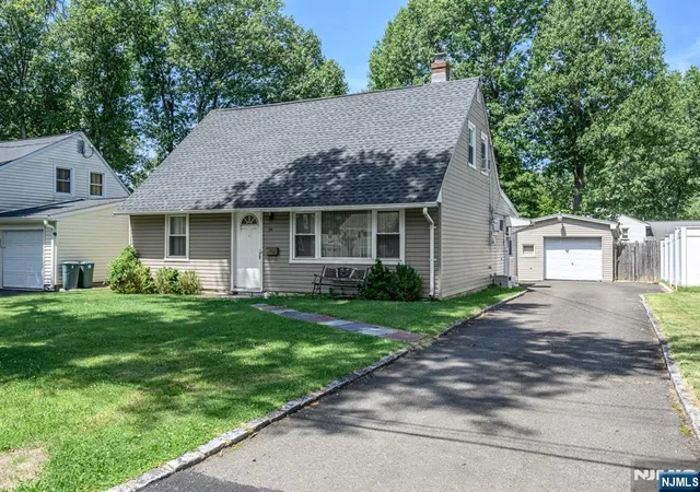 31st image of 34 Hunterdon Rd, West Orange, NJ 07052 | MLS# 26029562
