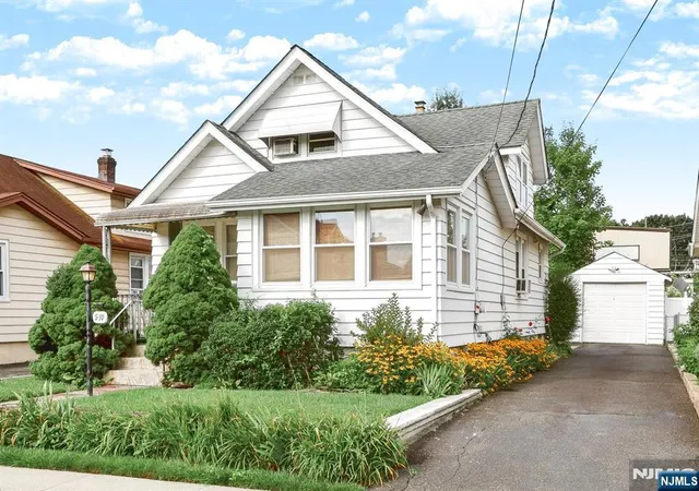 Photo 1 of Sale Pending at 5 10 Hartley Pl, Fair Lawn, NJ 07410 | MLS# 26029565 | Listing updated on 2026-08-19