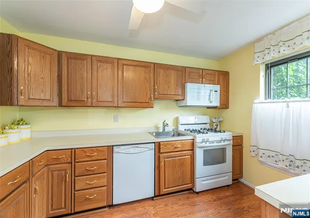 4th image of 181 Long Hill Rd, Little Falls, NJ 07424 | MLS# 26029570