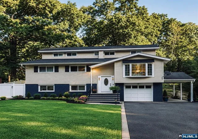 1st image of 108 Evergreen Ave, Hopatcong, NJ 07843 | MLS# 26029600