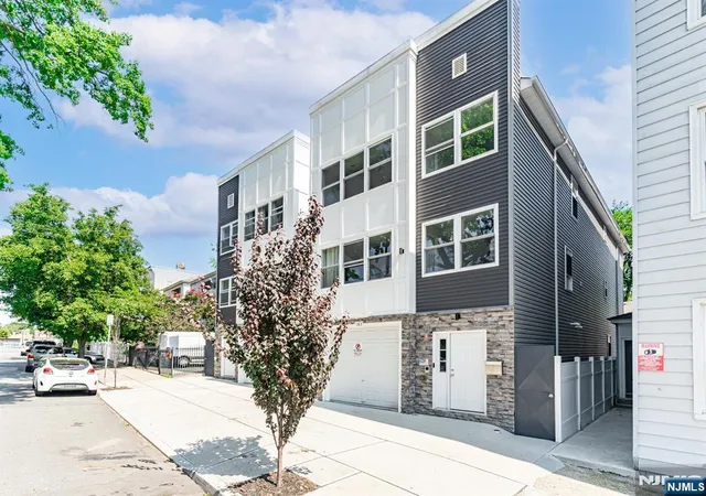 Photo 3 of Sale Pending at 183 Sylvan Ave, Newark, NJ 07104 | MLS# 26029609 | Listing updated on 2026-08-31