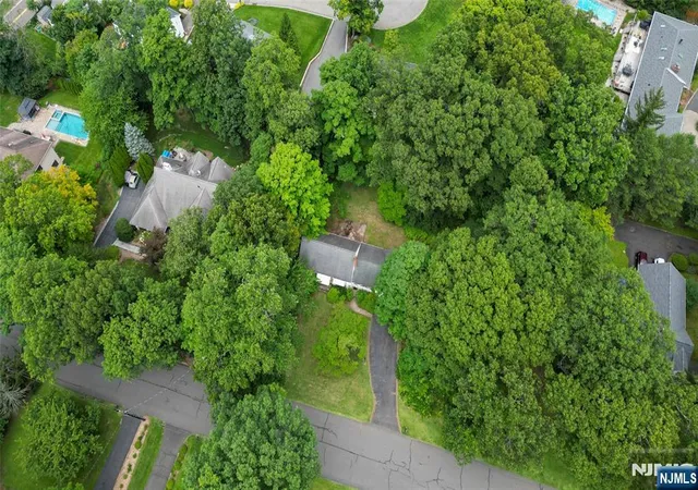4th image of 783 Sunset Ter, Franklin Lakes, NJ 07417 | MLS# 26029616