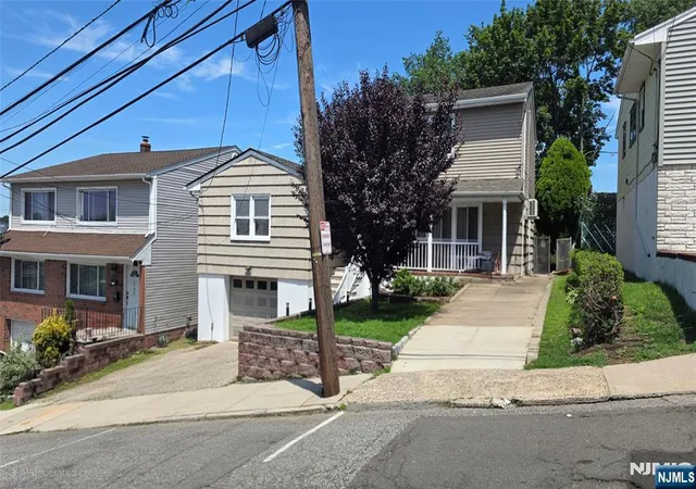 Photo 3 of Single family home for sale at 1614 83rd St, North Bergen, NJ 07047 | MLS# 26029628 | Listing updated on 2026-09-06
